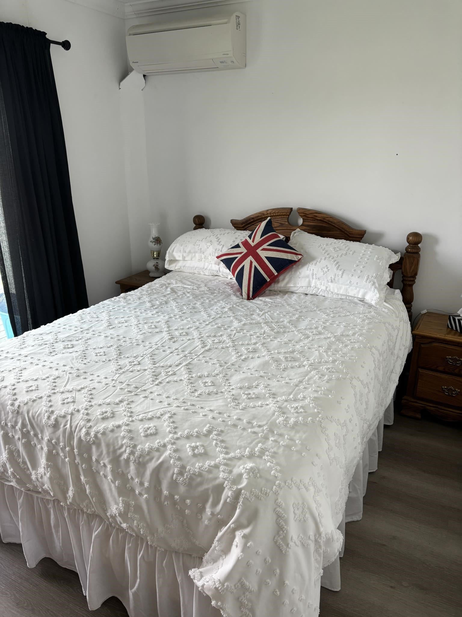 bedroom at sunnybrook cottage